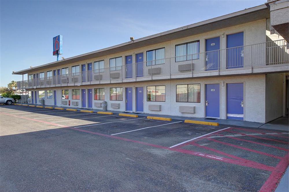Motel 6-Laredo, Tx - South エクステリア 写真