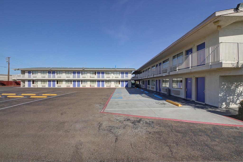 Motel 6-Laredo, Tx - South エクステリア 写真